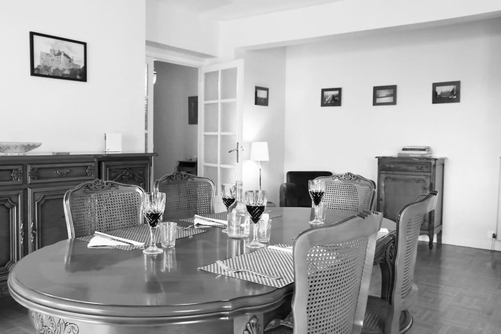 Large 2 Bed-Balcony-7 Mins Walk To Historic Centre Apartment Sarlat-la-Caneda Ngoại thất bức ảnh