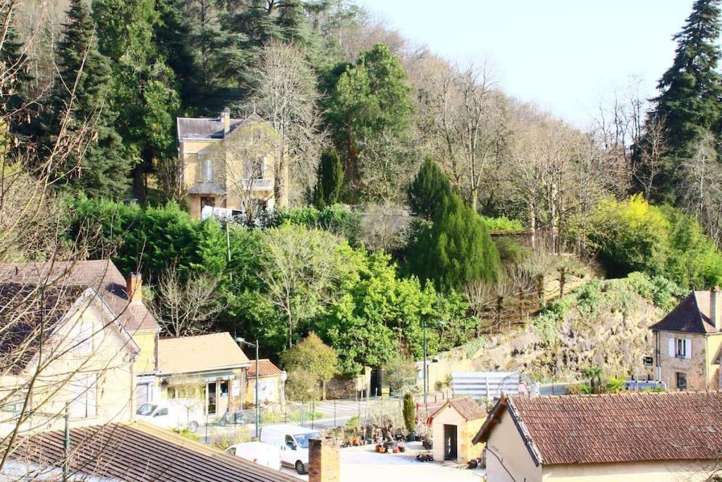 Large 2 Bed-Balcony-7 Mins Walk To Historic Centre Apartment Sarlat-la-Caneda Ngoại thất bức ảnh